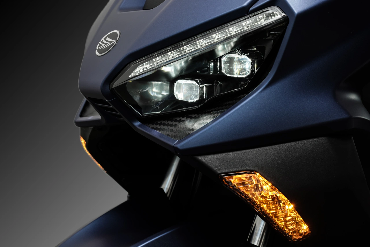 Stand-out Headlight